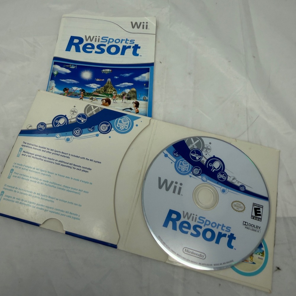 Nintendo Wii Sports Resort Game with Manual and Sleeve RVL-RZTE-USA-B0